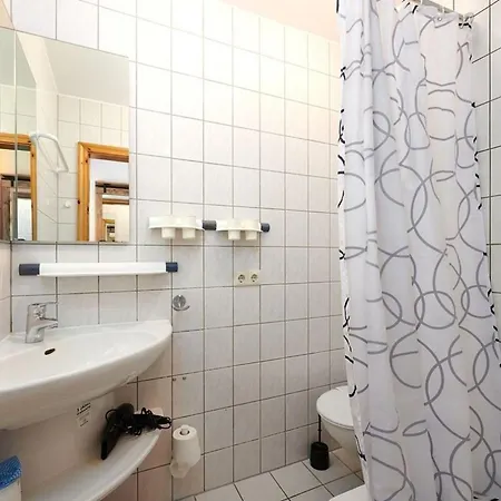 Neustein 07 Stein (Schleswig-Holstein)